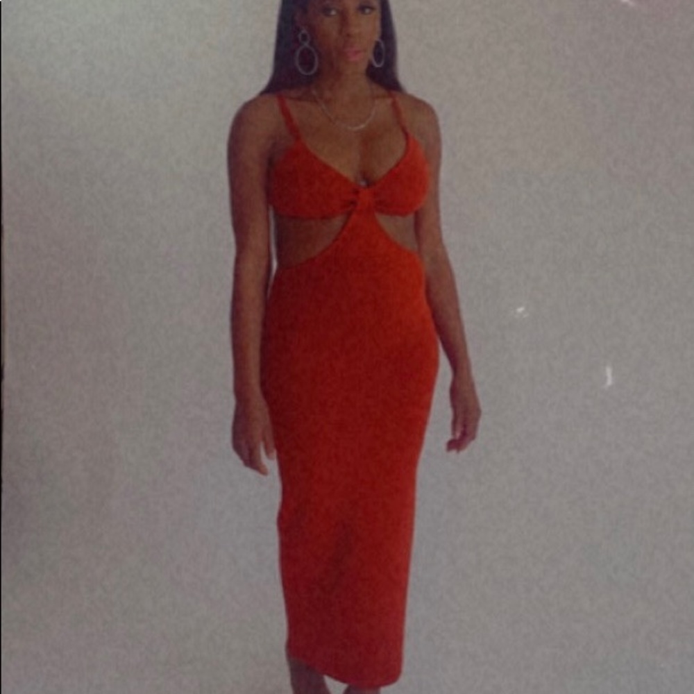 Cutout Halter Maxi Dress | Vacation / Evening / Bodycon – S M L - Picture 2 of 9
